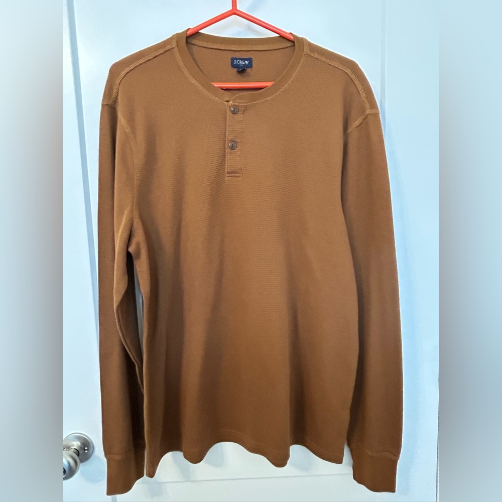 J. Crew Men's Long Sleeve Henley Copper Color Knit..XL..Brand New! Soft & Comfy!